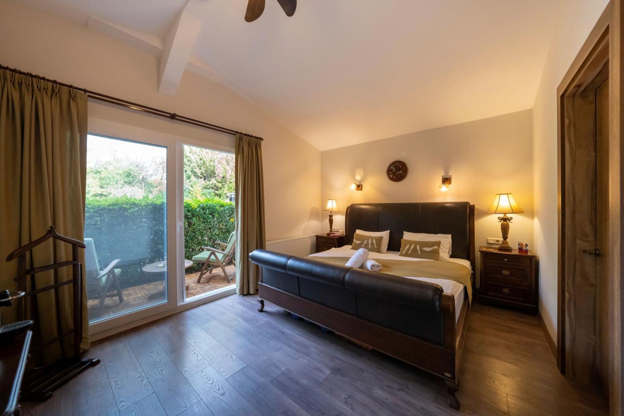 Bir Dem Urla Hotel Екстериор снимка