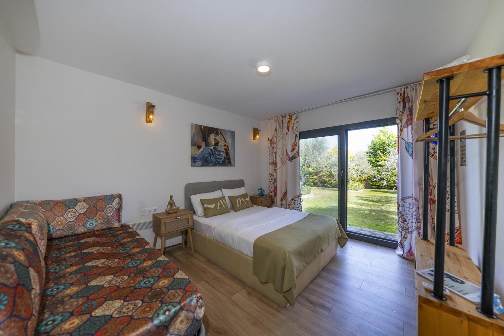 Bir Dem Urla Hotel Екстериор снимка