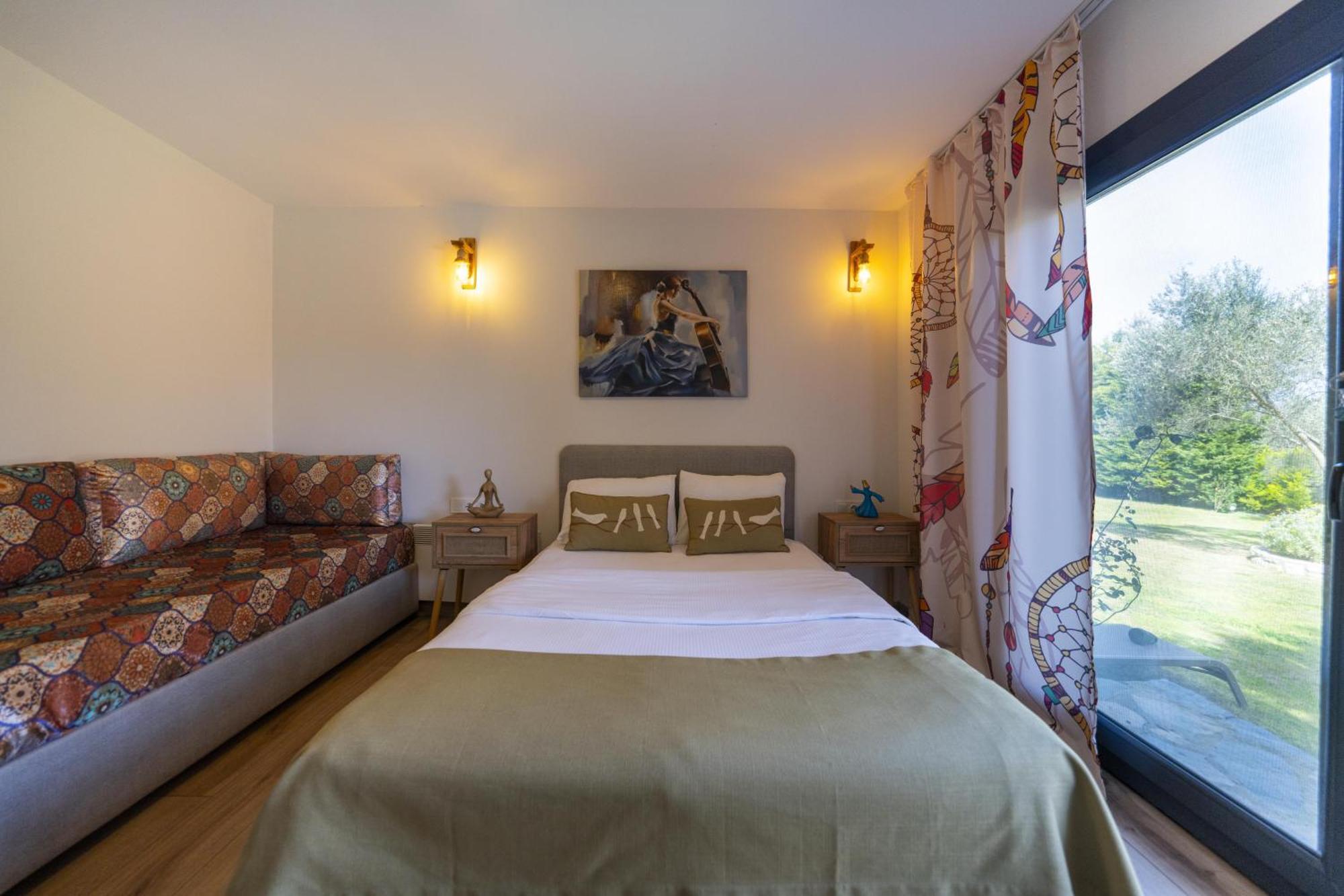 Bir Dem Urla Hotel Екстериор снимка