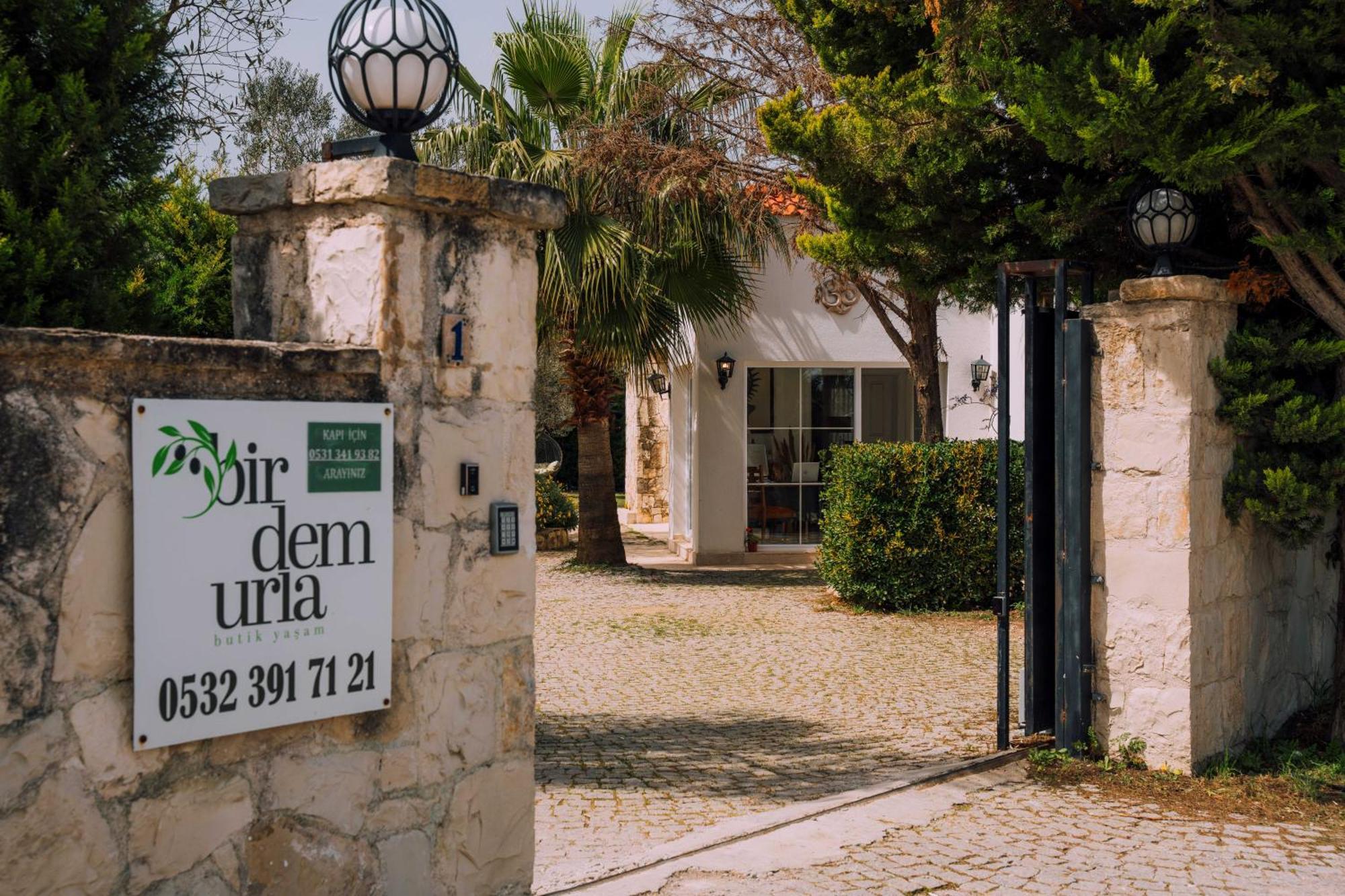 Bir Dem Urla Hotel Екстериор снимка