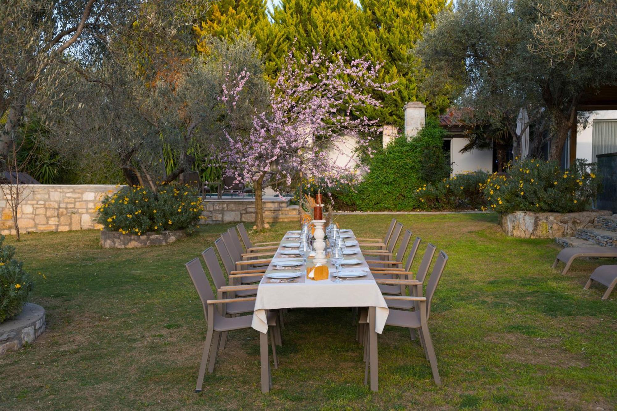 Bir Dem Urla Hotel Екстериор снимка